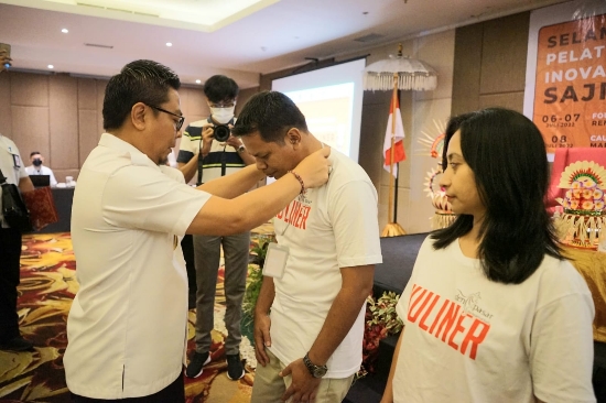 Wawali Arya Wibawa Buka Pelatihan Peningkatan Inovasi dan Higienitas Sajian Kuliner