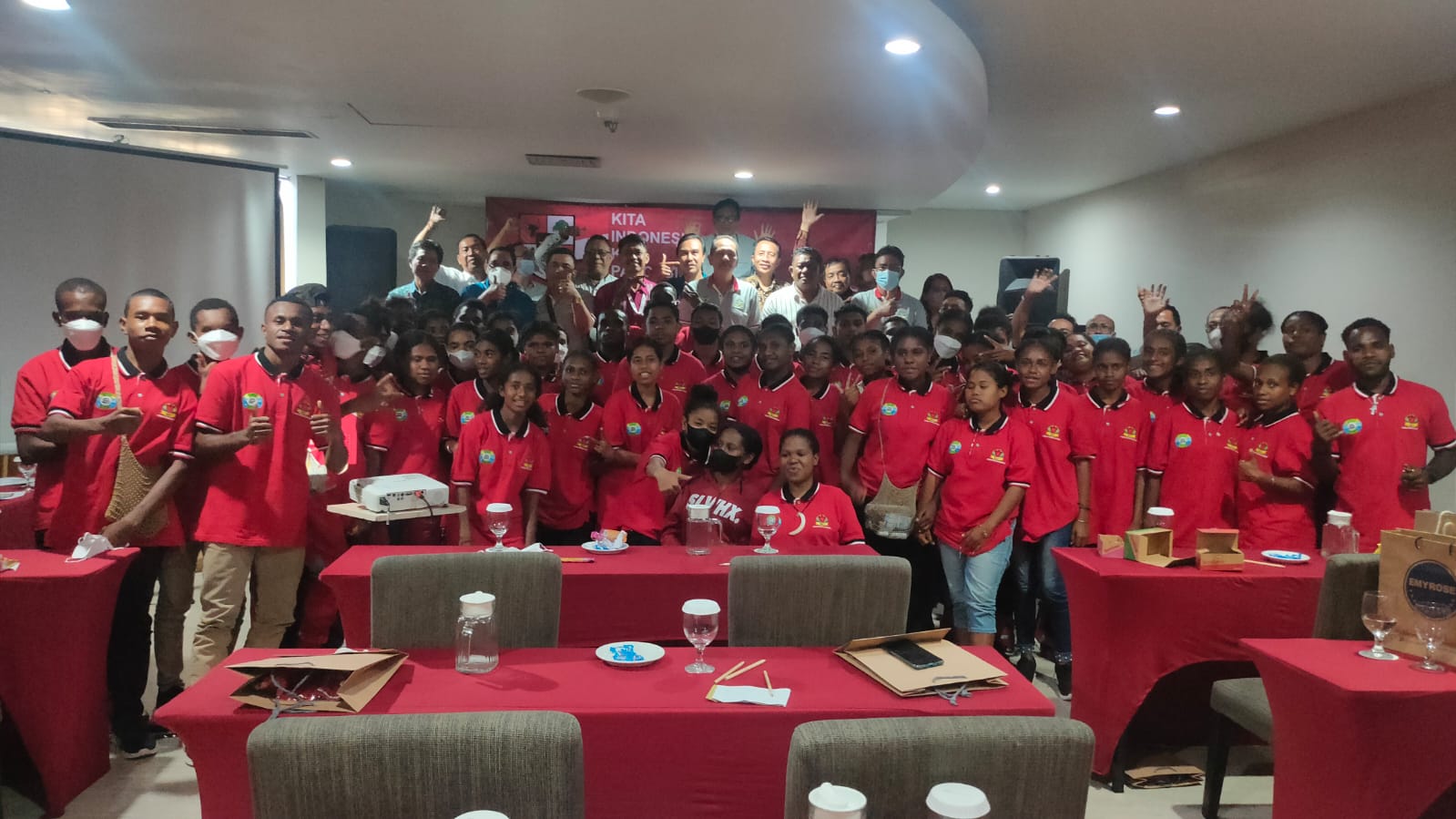 Silaturahmi Polda Bali dengan Siswa Program ADEM Papua