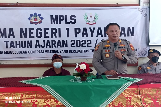 MPLS di SMA 1 Payangan, Kapolsek Payangan Berikan Ceramah
