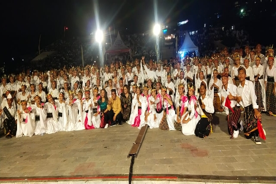 Penutupan Festival Golokoe, Uskup Ruteng Ajak Seluruh Peserta untuk Pulang dengan Sukacita
