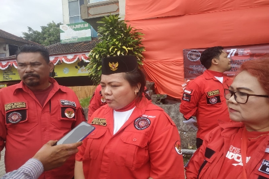 Memperingati HUT RI Ke-77, Pemuda Batak Bersatu (PBB) Gelar Upacara Pengibaran Bendera Merah Putih
