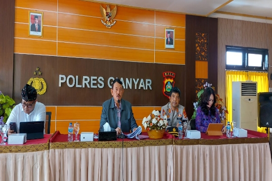 Polres Gianyar bersama Dinas Pemajuan Masyarakat Adat Gelar Forum Sipandu Beradat