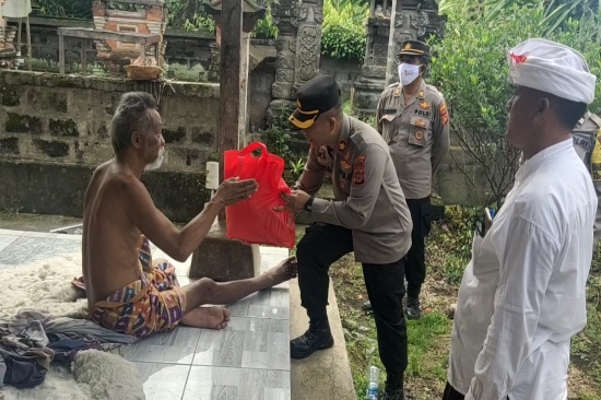 Kapolsek Gianyar Kunjungi Kelurahan Samplangan