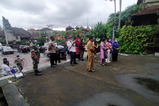 Dukung KTT G20, Polsek Ubud Tempatkan Personel di Museum Puri Lukisan