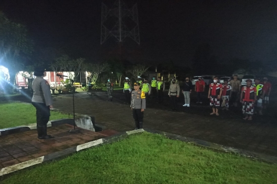Polsek Tampaksiring Gelar Apel Gabungan dalam Rangka Penanggulangan Bencana Alam