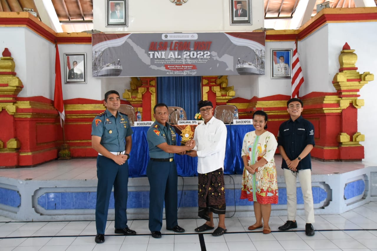 Danlanal Denpasar jadi Pembicara Utama di ALSA Legal Visit TNI AL 2022