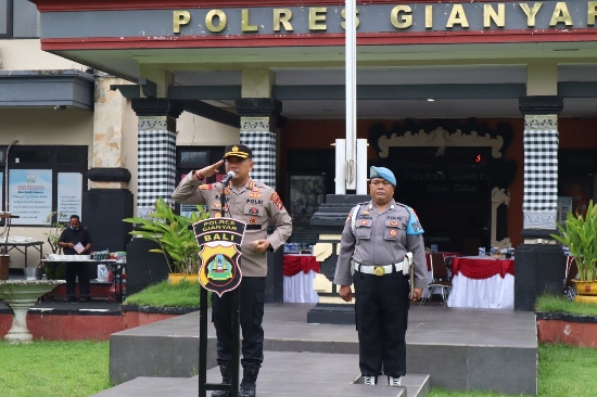 Kapolres Gianyar Pimpin Apel Konsolidasi Ops Puri Agung 2022 Personel Polres Gianyar