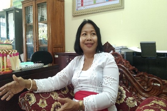 Hari Guru Nasional dan Hut PGRI ke-77, SMK Negeri 3 Denpasar Gelar Apel Bersama