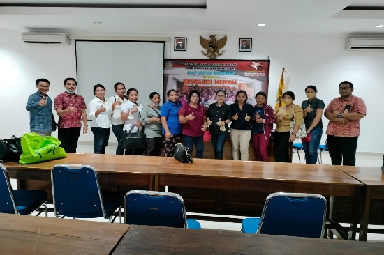 Difasilitasi Kak Tjok Rosa dari NasDem, Tujuh Kelompok Ternak Dapat Hibah 701 juta