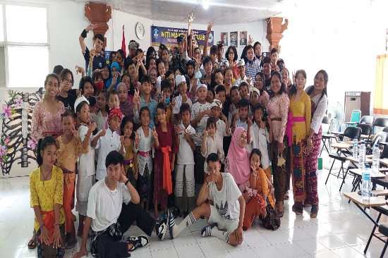 Siswa SMPTK dan SMK Prebisteri Bali Kunjungi Niti Mandala Club