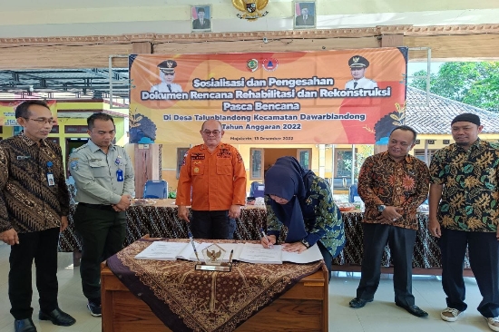 Bupati Mojokerto Sahkan Dokumen R3P Jembatan Talun Brak