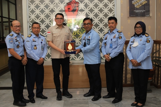 Arteria Dahlan Harap Seluruh Jajaran Kemenkumham Jatim All Out Sosialisasikan KUHP Baru