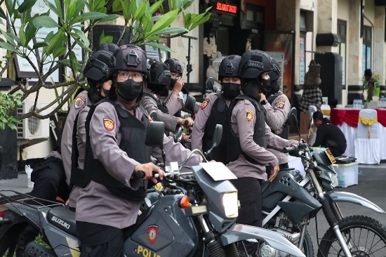 Srikandi Polres Gianyar Laksanakan Patroli Antisipasi Perayaan Tahun Baru