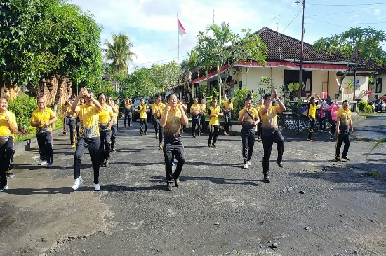 Jaga Kebugaran Tubuh, Polsek Ubud Gelar Sabtu Ceria