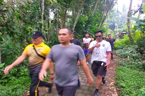 Kapolsek Payangan Dampingi Kapolres Gianyar Giat Olah Raga dan Pengecekan Route The Kayon Fun Run
