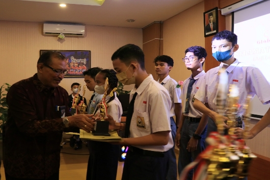 Valentine’s Day, SMK TI Bali Global Buka Pendaftaran Siswa Baru TA 2023/2024