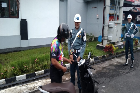 TNI AL Tingkatkan Kedisiplinan Berkendara, Denpom Lanal Denpasar Gelar Opsgaktib Mandiri