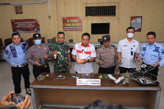 Komitmen Berantas Halinar, Lapas Sidoarjo Gelar Penggeledahan Insidentil