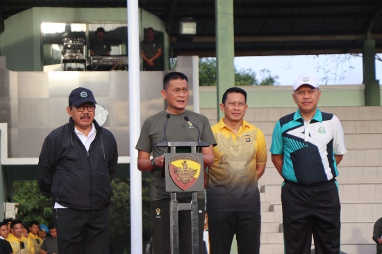 Perkuat Sinergitas, Kodam IX/Udayana dan Polda Bali Gelar Olahraga Bersama