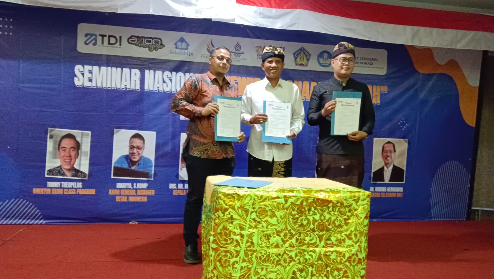 SMK TI Bali Global Badung Gelar Seminar Nasional dan Bersama ITB STIKOM Bali Teken MoU dengan PT Tera Data Indonusa Axioo