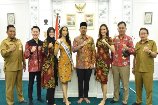 Temui Gus Muhdlor, Putri Indonesia Jatim 2023 Yasinta Minta Dukungan