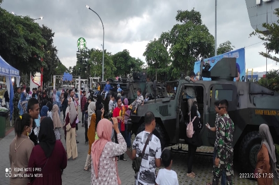 Beri Coaching Clinic Safety Riding, Satlantas Polres Gresik Ikut Meriahkan HPN 2023