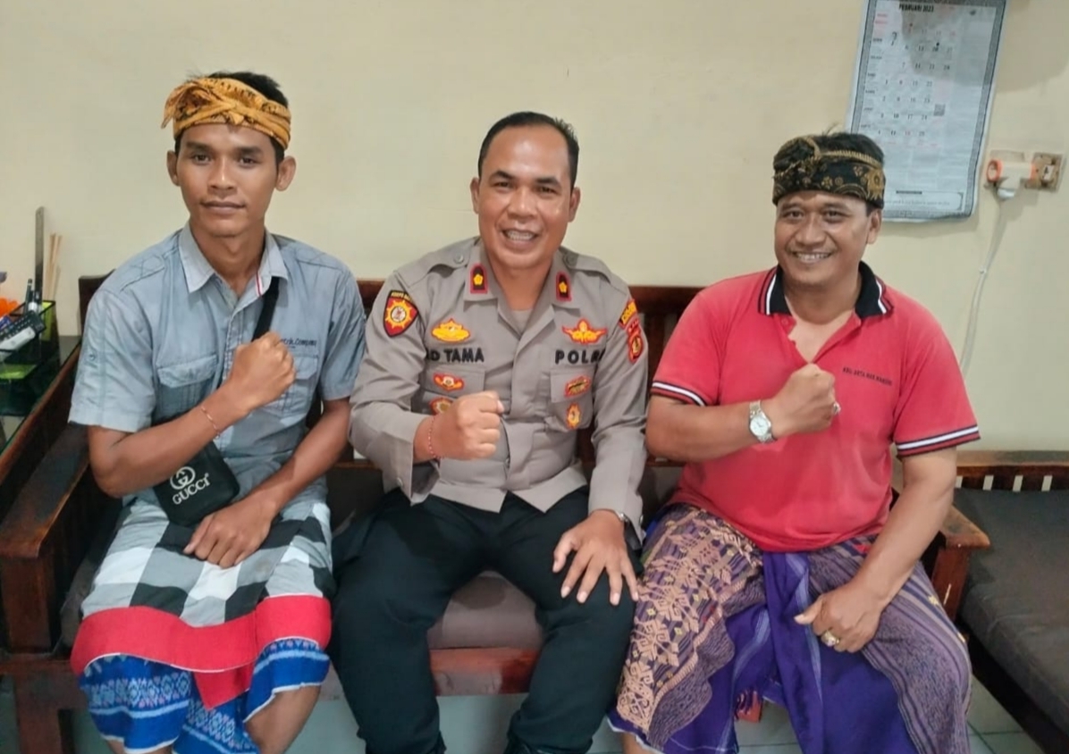 Kapolsek Blahbatuh Tingkatkan Trust Public, Sambangi Tokoh Masyarakat