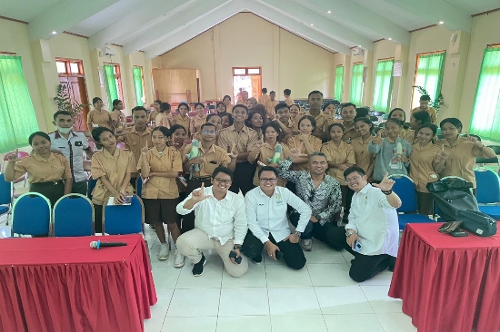 Berikan Ilmu Kewirausahaan, HIPMI Mabar Kunjungi SMKN 1 Labuan Bajo
