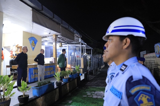 Pimpin Apel Penjagaan Malam, Kakanwil Pesan Jaga Kekompakan dan Integritas