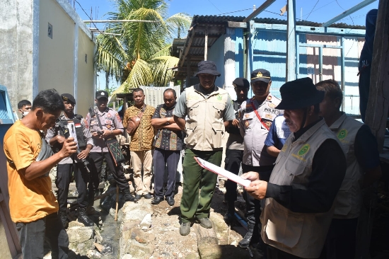 Humanis, Polisi Amankan Eksekusi Rumah di Labuan Bajo