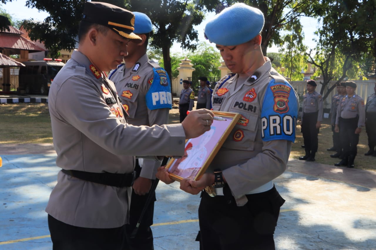 Terbukti Lakukan Perceraian Sepihak, Anggota Polres Mabar Dipecat
