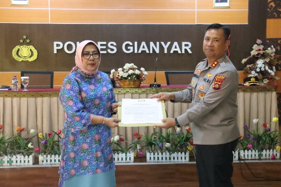 Kedatangan Tim Menpan RB di Polres Gianyar Disambut Kapolres