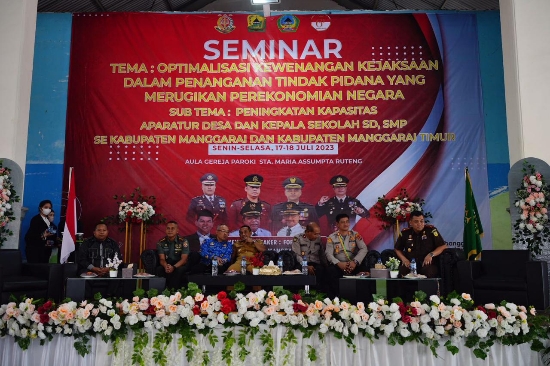 Hari Bhakti Adhyaksa ke-63, Kejaksaan Manggarai Gelar Seminar