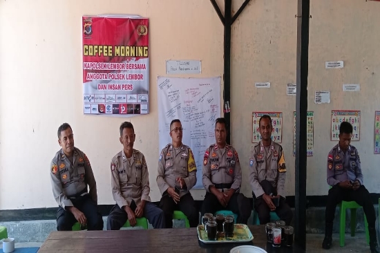 Jajaran Polsek Lembor Gelar Coffee Morning bersama Insan Pers