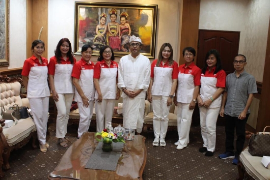Wali Kota Denpasar Terima Perempuan Perhimpunan INTI Bali, Kolaborasi Gelar Bazar Merah Putih di HUT Kemerdekaan RI ke-78