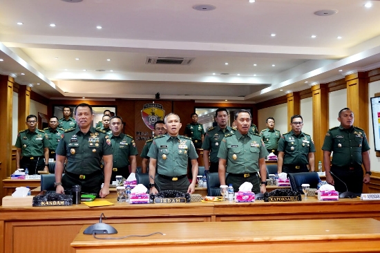 Rumuskan Strategi Tangani Permasalahan Papua, Kodam IX/Udayana Ikuti Seminar TNI AD ke VII
