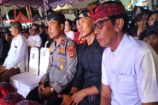 Kapolsek Blahbatuh Wakili Kapolres Gianyar Hadiri Pembukaan Blahbatuh Festival 2023