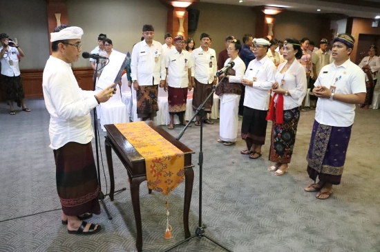 Wali Kota Denpasar Lantik 2 Pejabat Eselon II Hasil Lelang Terbuka dan Rotasi Pejabat Administrator, Pengawas dan Fungsional