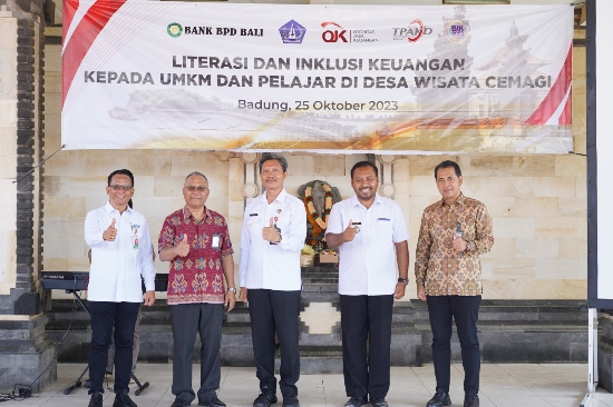 OJK bersama Pemkab Badung dan BPD Bali Perluas Akses Keuangan UMKM dan Pelajar di Desa Wisata Cemagi