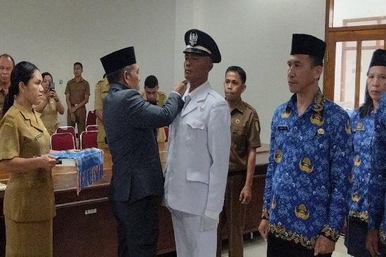 Lurah Wae Kelambu Resmi Diganti