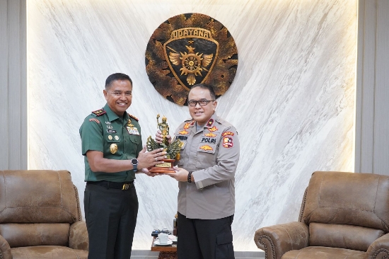 Pererat Tali Silaturahmi, BNN Provinsi Bali Kunjungi Kodam IX/Udayana