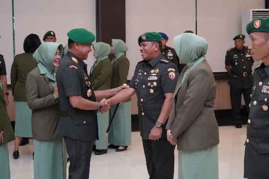 Enam Pejabat Kodam IX/Udayana Diserahterimakan, Pangdam: Lanjutkan Capaian Positif yang telah Ditorehkan