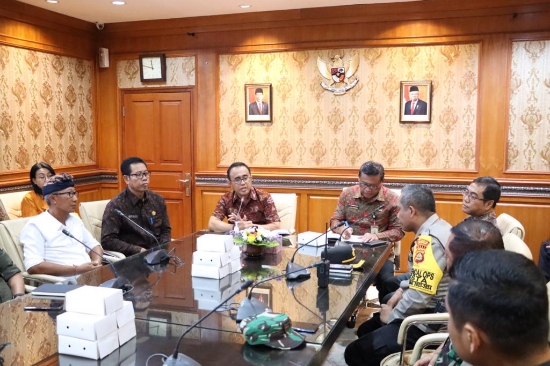 Wali Kota Jaya Negara Libatkan Tim Yustisi Tertibkan Kawasan Danau Tempe, Tindak Tegas Pelaku Penyerangan Kantor Satpol PP Denpasar