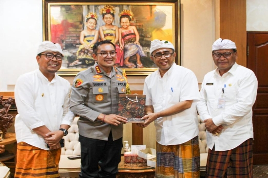 Pindah Tugas ke Polda Jambi, Kapolresta Denpasar, Kombes Pol. Bambang Yugo Pamitan dengan Wali Kota Denpasar