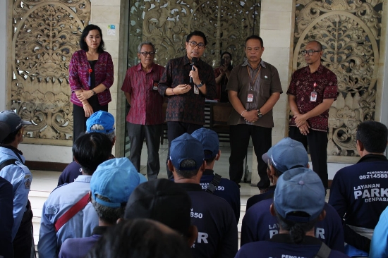 Pemkot Denpasar Berlakukan Penyesuaian Tarif Parkir Per 1 Mei 2024