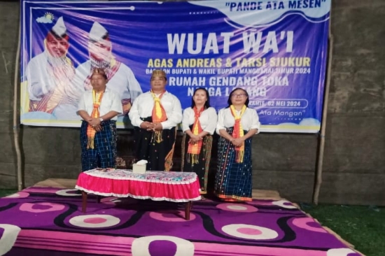 Menuju Pilkada Manggarai Timur, Paket Akur Gelar Ritus Wu’at Wa’i di Gendang Toka Borong