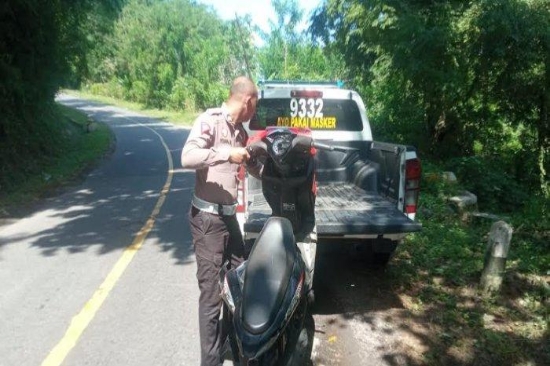 Laka Lantas Kembali terjadi di Borong, Polisi Amankan Sepeda Motor Beat Warna Merah Hitam