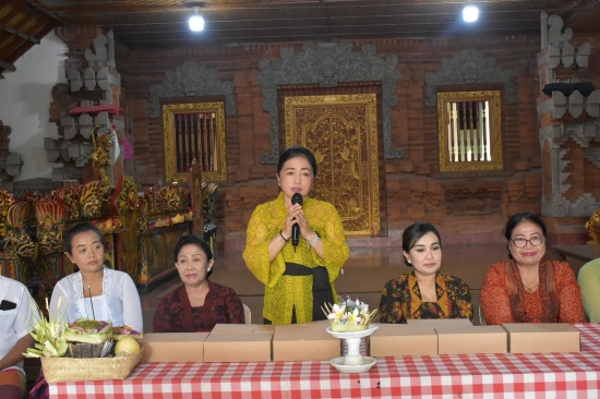 WHDI Kota Denpasar Kembali Gelar Pelatihan Banten Otonan Tumpeng Pitu, Berikan Edukasi Pembuatan Banten Sesuai Sastra Agama Hindu