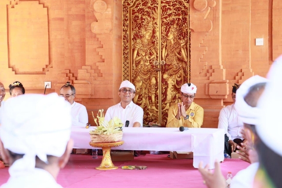 Upacara Mejaya-Jaya Pengurus PHDI Denpasar 2024-2029, Wali Kota Jaya Negara Ajak Wujudkan Sewaka Dharma, Gelorakan Vasudhaiva Kutumbakam
