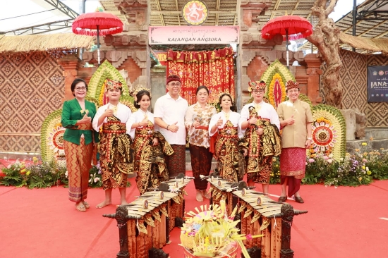 Tampil Ekspresif, Pukau Pengunjung Wimbakara PKB XLVI Wali Kota Jaya Negara Apresiasi Duta Gender Wayang Denpasar